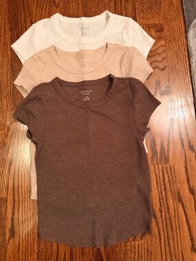 American Eagle Outfitters Short Sleeve Ribbed Tees in Brown, Cream & White